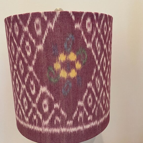 Exclusive lamp upholstered with IKAT fabric - Picture 3 of 6